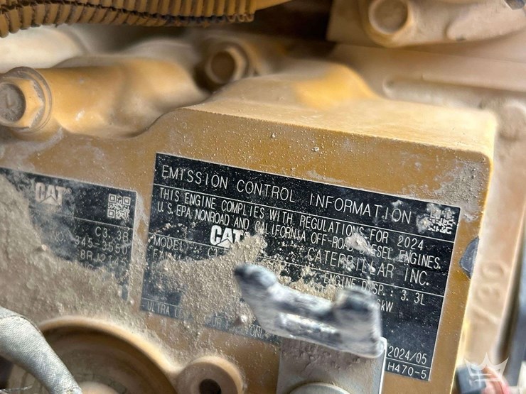 2023-caterpillar-259d3-image-9