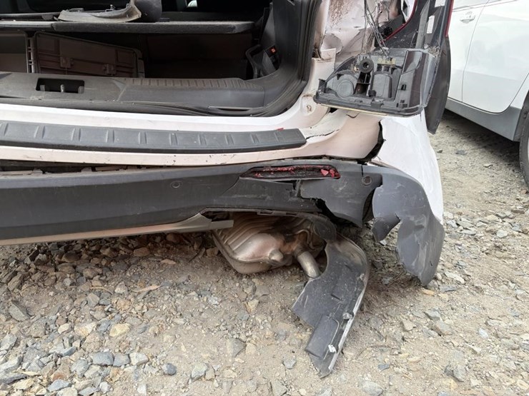 2021-ford-explorer-image-33