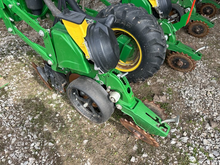 john-deere-1725c-image-27
