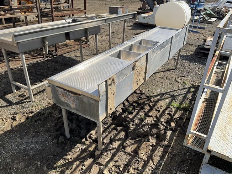 9'x2'x30"-s.s.-sink-image-4