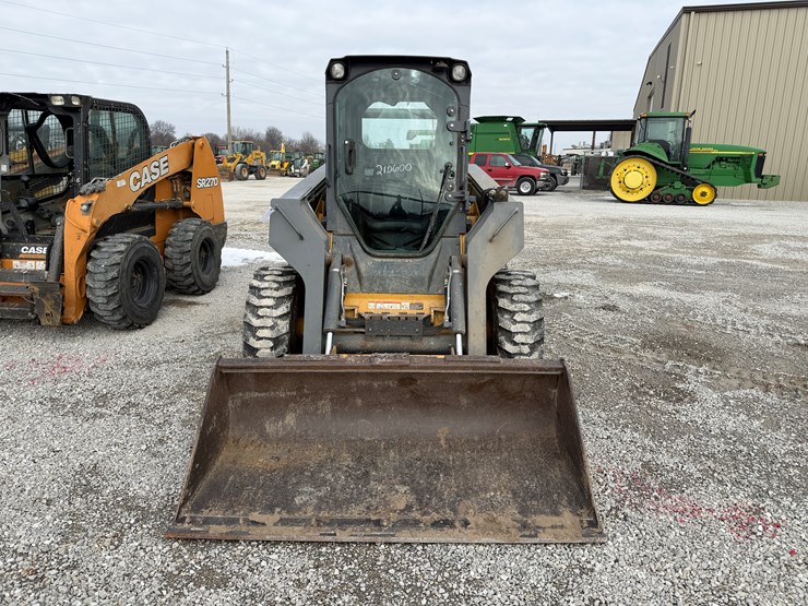 2012-deere-326d-image-2