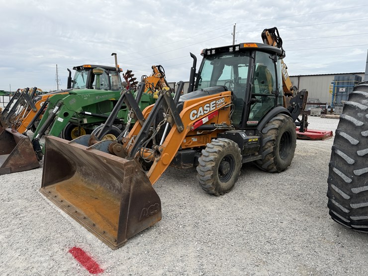 2022-case-580sn-image-1