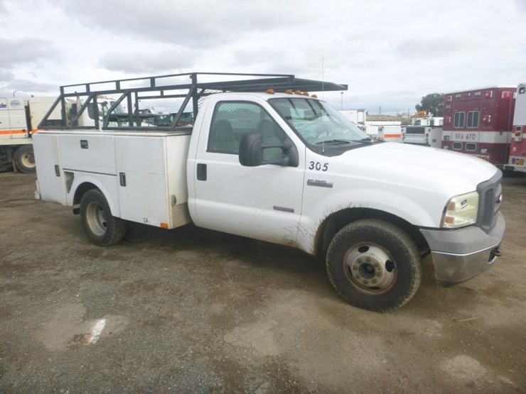 2005-ford-f350-image-2