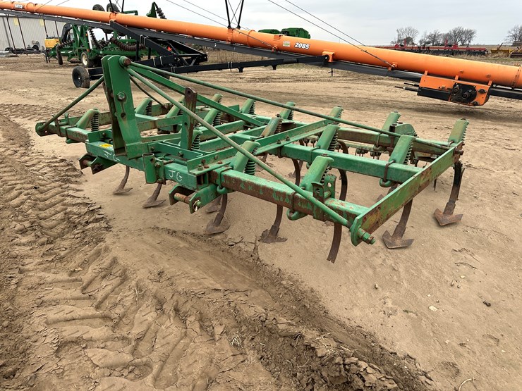 john-deere-1100-image-1