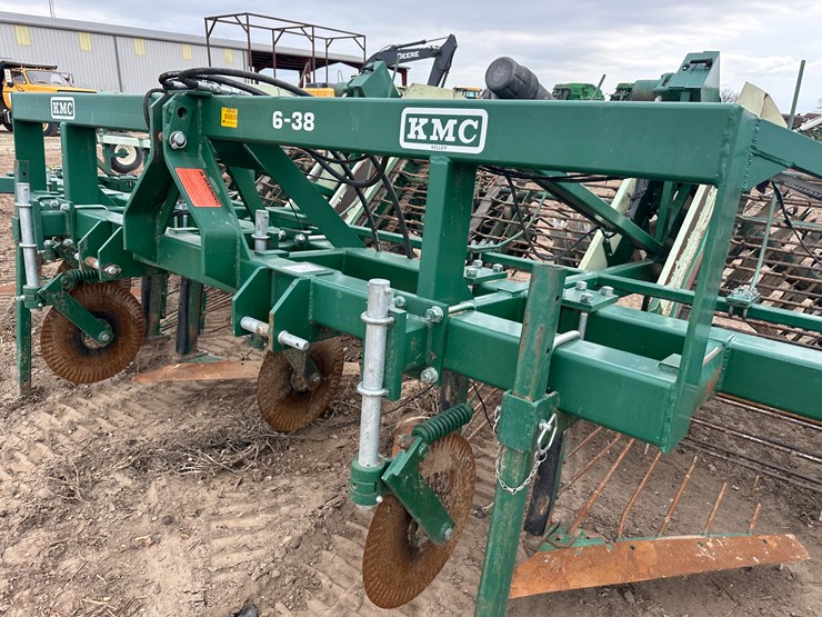 #38830-•-kmc-6-38-peanut-digger-image-32