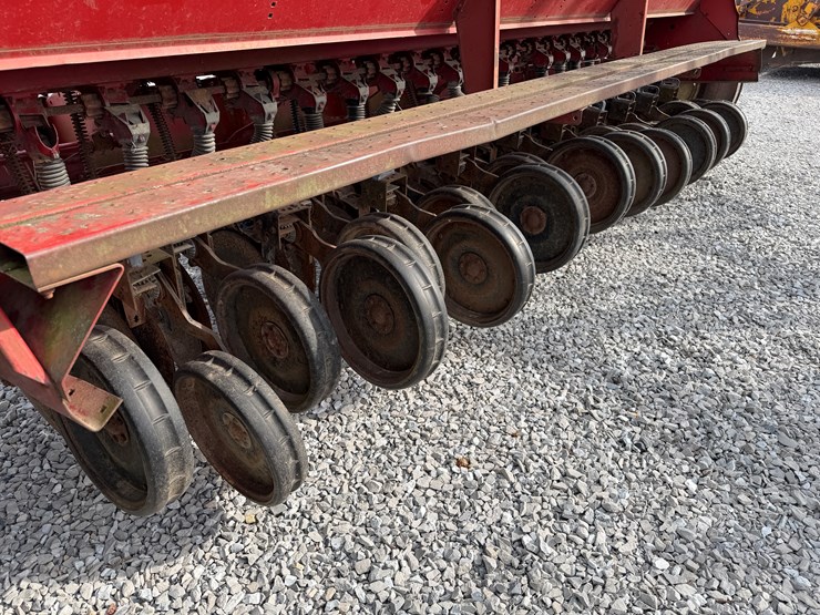 international-5100-image-10