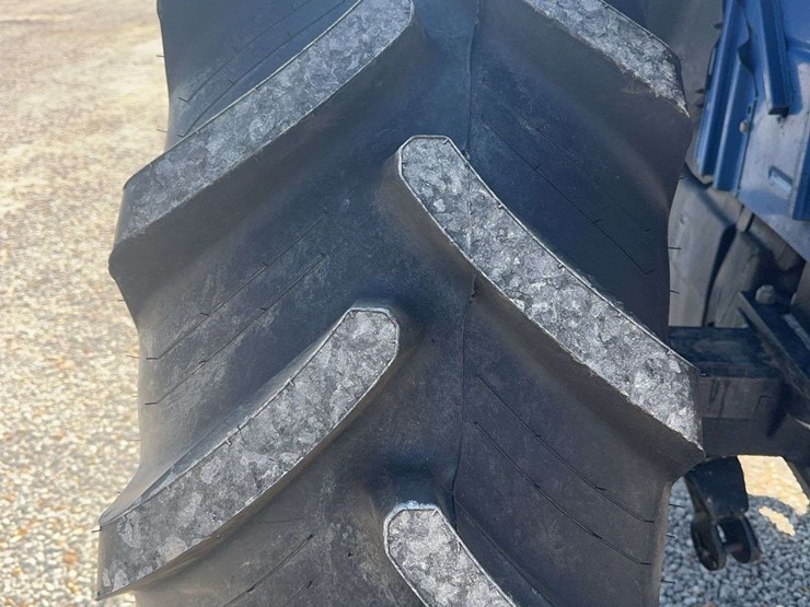 new-holland-t5060-image-16