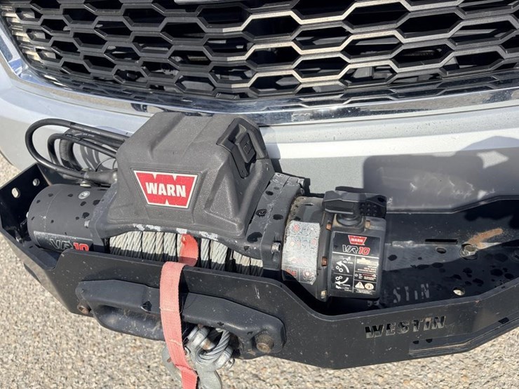 2019-chevrolet-tahoe-image-10