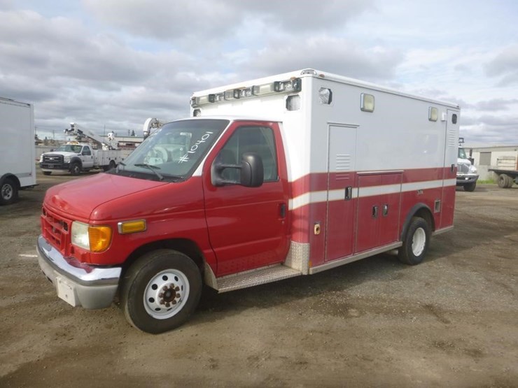 2005-ford-e450-image-1