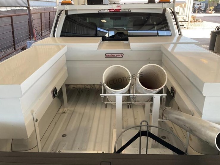 2023-ford-f150-image-9