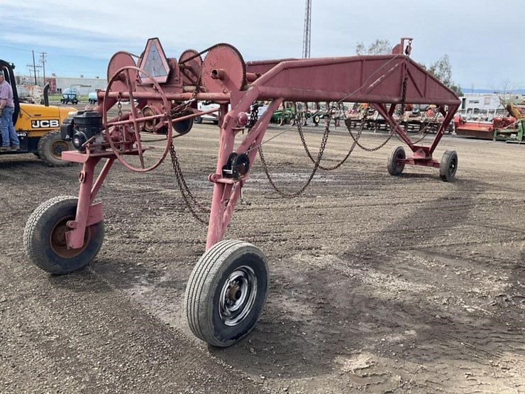 custom-28'-implement-carrier-image-7