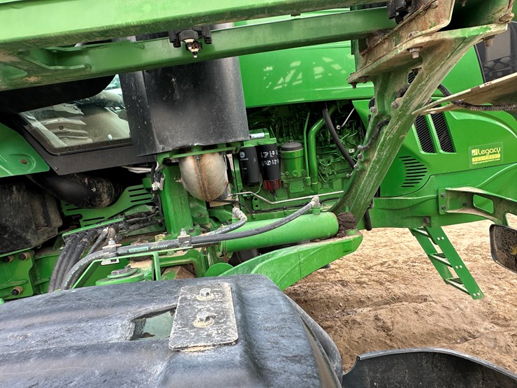 2021-john-deere-r4044-image-67