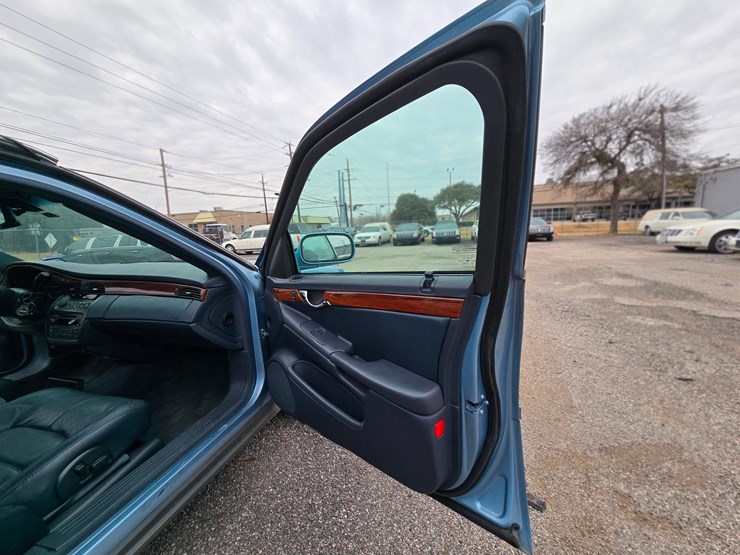 2004-cadillac-eagle-ultimate-hearse,-eagle-coachbuilders,-hearse-collector-special-image-21