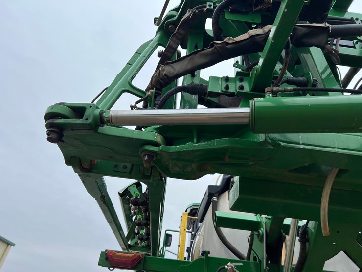 john-deere-412r-image-53