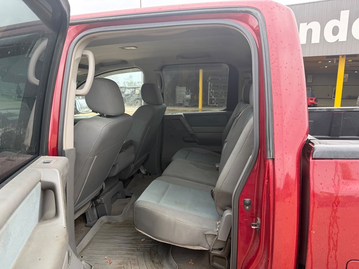 2006-nissan-titan-image-7