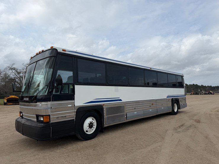 #295-•-1988-mci-travel-bus-image-4