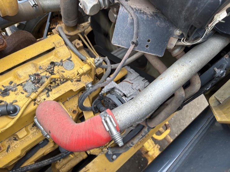 2017-deere-210lep-image-49