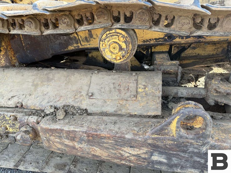 caterpillar-d6c-image-39