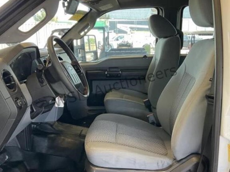 2016-ford-f450-image-22