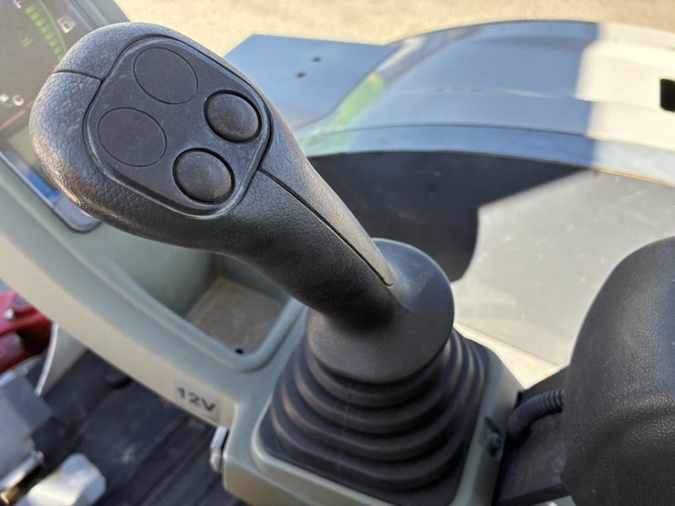 2021-takeuchi-tb230-image-19