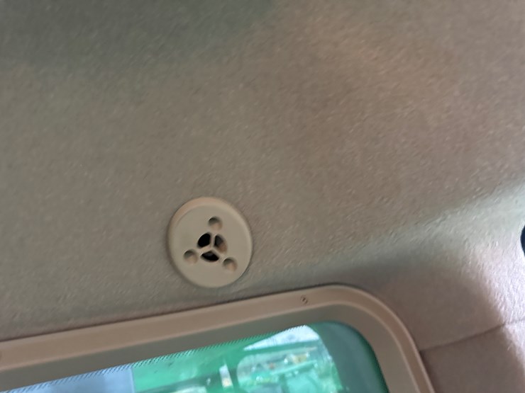 2021-john-deere-cp690-image-114