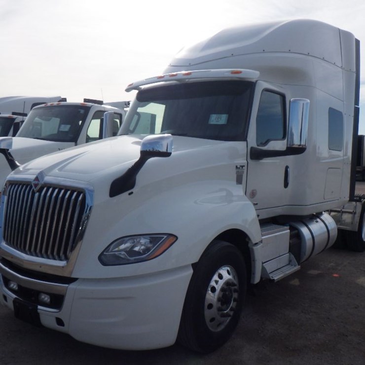 2021 INTERNATIONAL LT