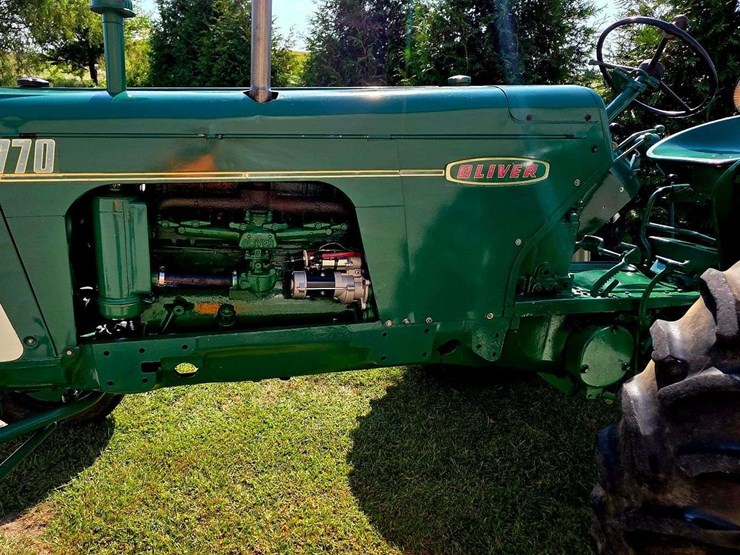 1958-oliver-770-image-6