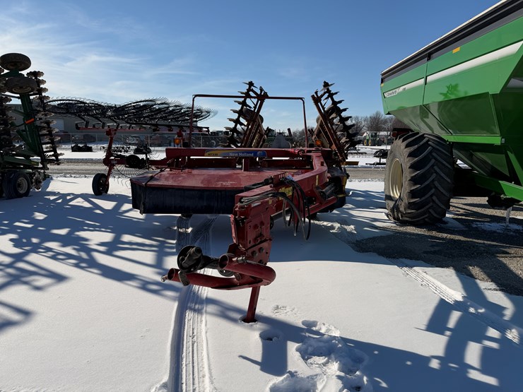 2017-new-holland-h7330-image-2