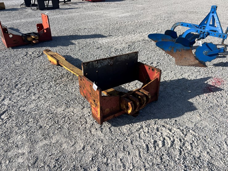 #210036-•-case-ih-scraper-hitch-image-1