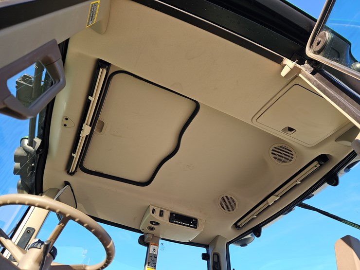 2024-john-deere-6175m-image-9