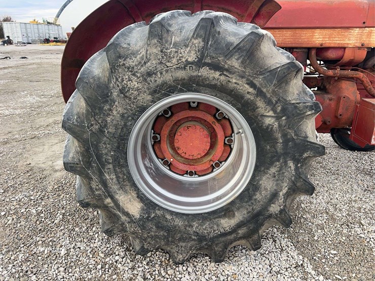 international-660-image-47