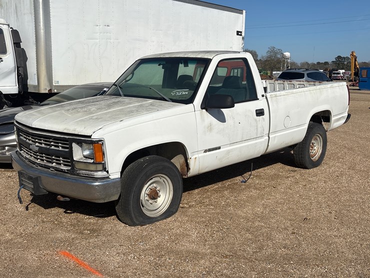 1998-chevrolet-2500-image-1