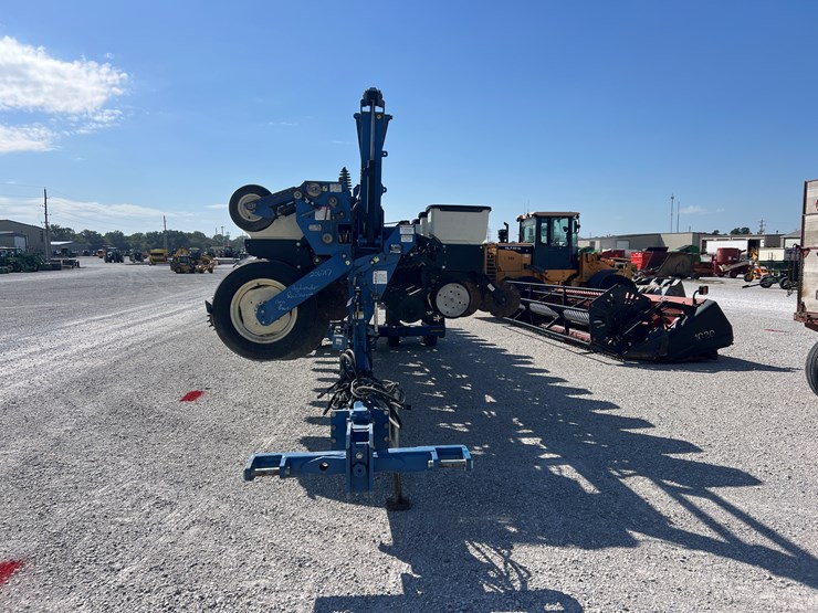 2002-kinze-3600-image-2