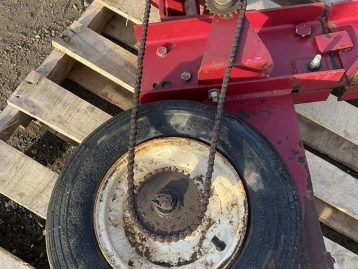 perryco-3-pt-gopher-baiter-image-5