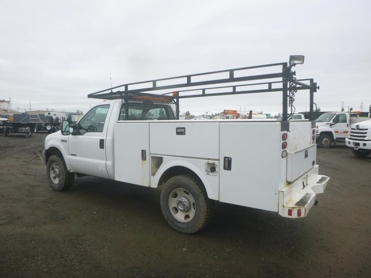 2005-ford-f350-image-4