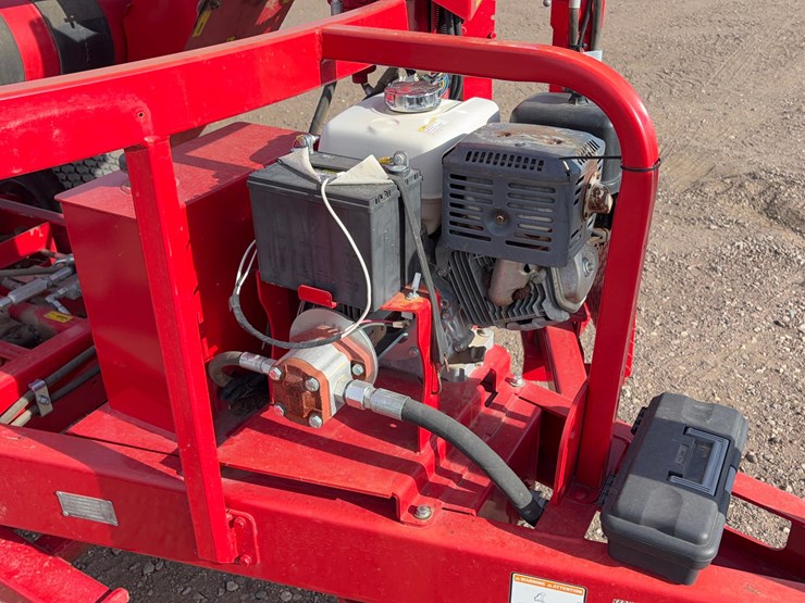 2014-anderson-rb680-image-13