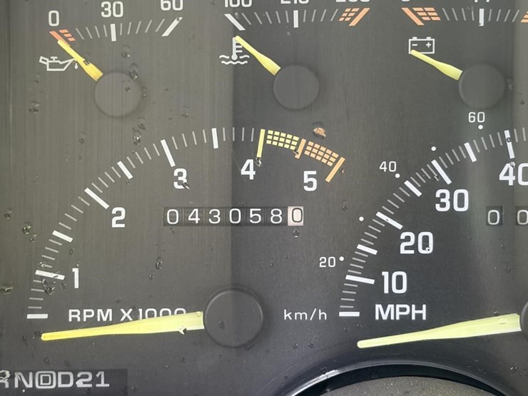 1993-chevrolet-3500-image-14