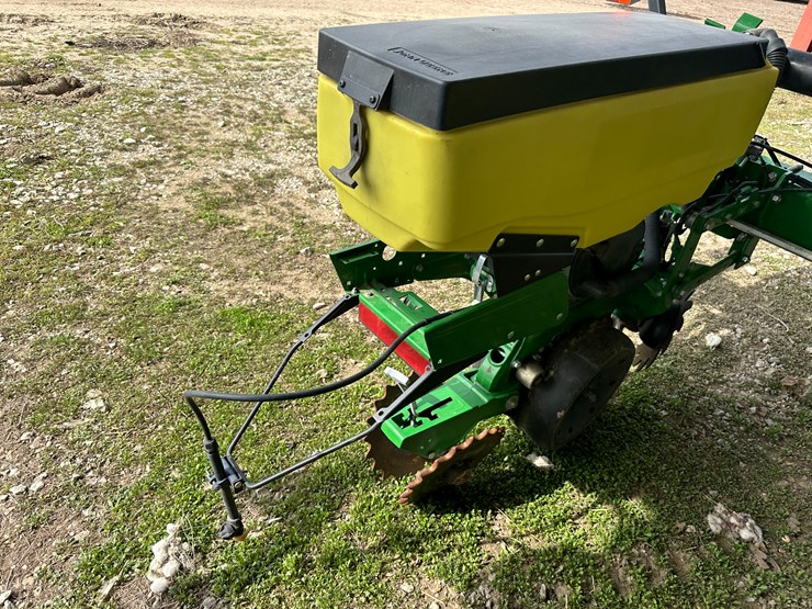 john-deere-1725-image-41