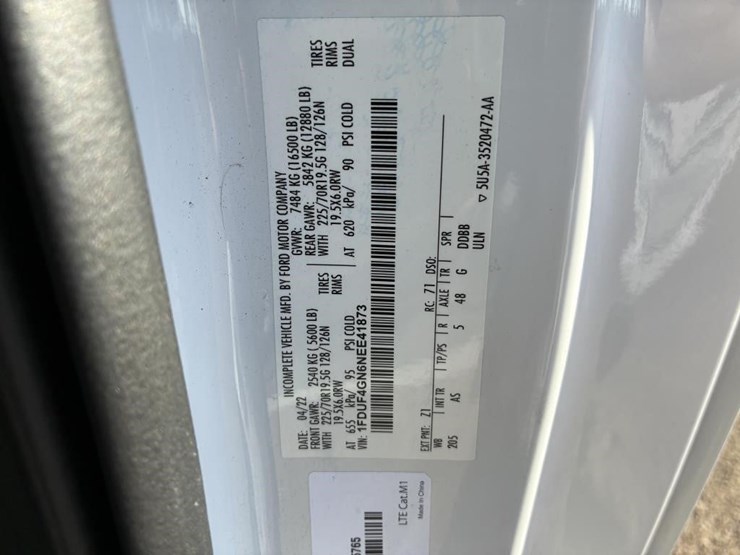 2022-ford-f450-xl-image-18