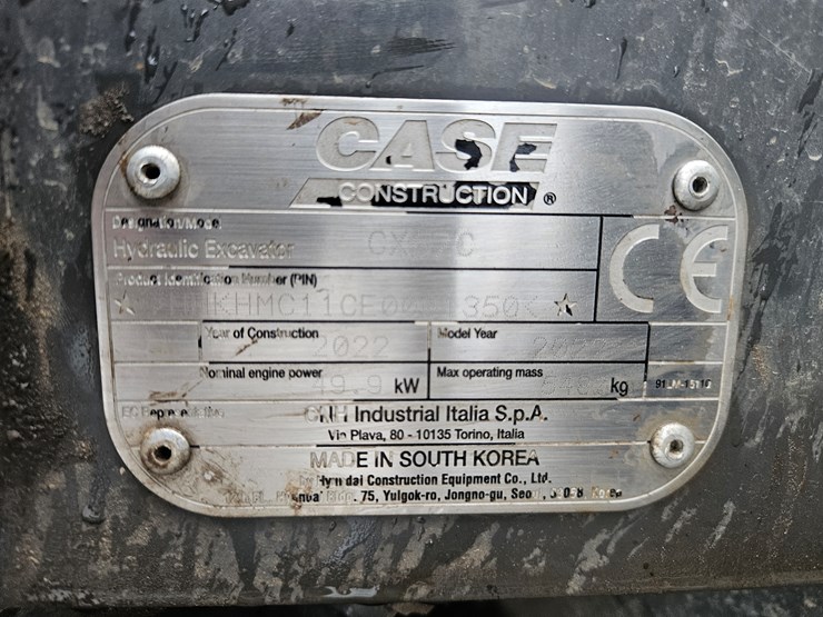 2022-case-cx57c-image-22