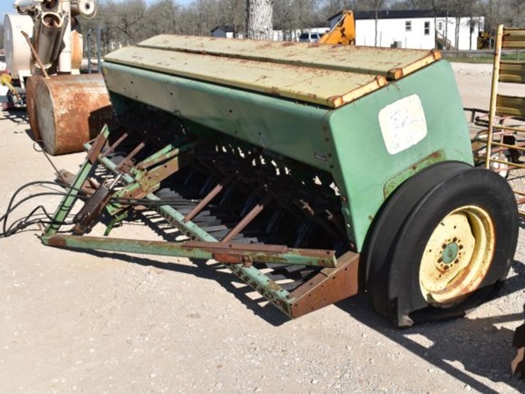 john-deere-8300-image-3