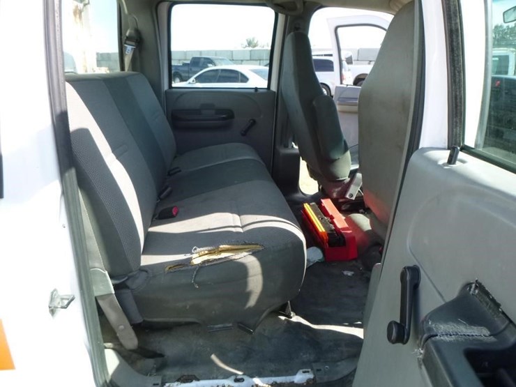 2007-ford-f450-image-17