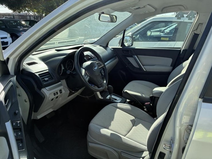 2014-subaru-forester-image-12