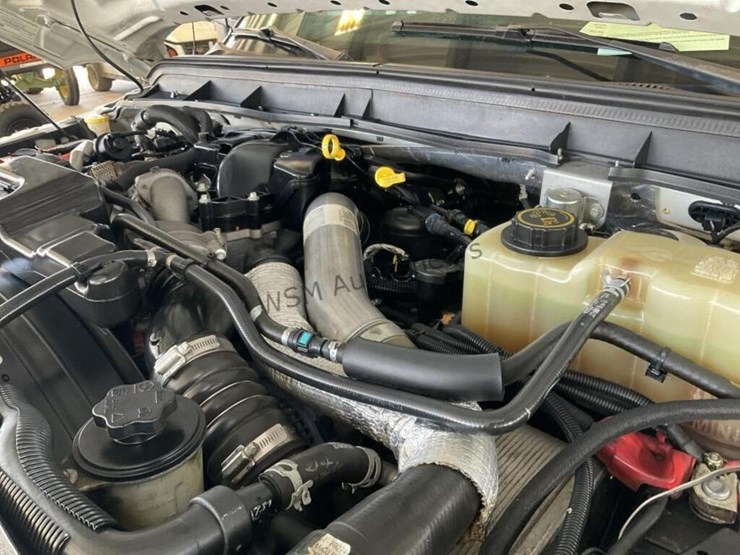 2016-ford-f550-image-13