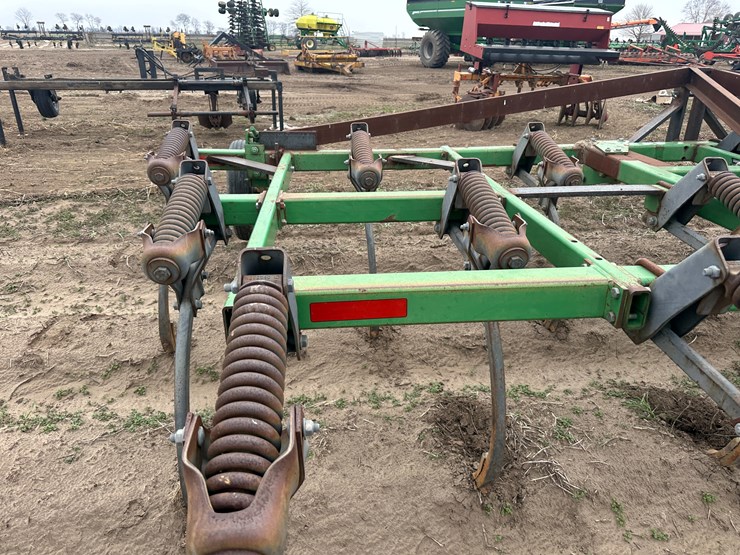 john-deere-20-image-17