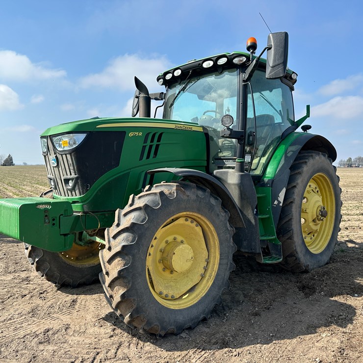 2015 JOHN DEERE 6175R