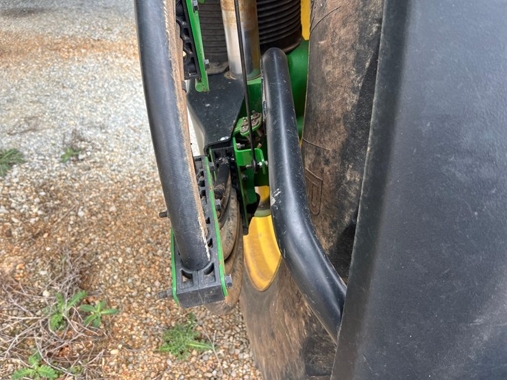 john-deere-412r-image-40