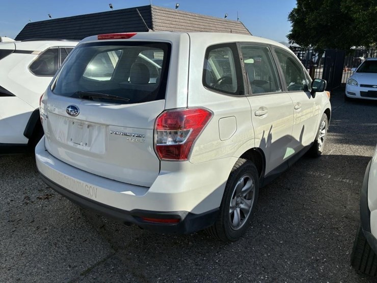 2014-subaru-forester-image-3