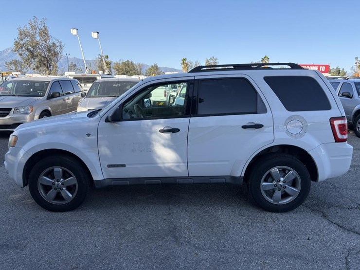 2008-ford-escape-image-7