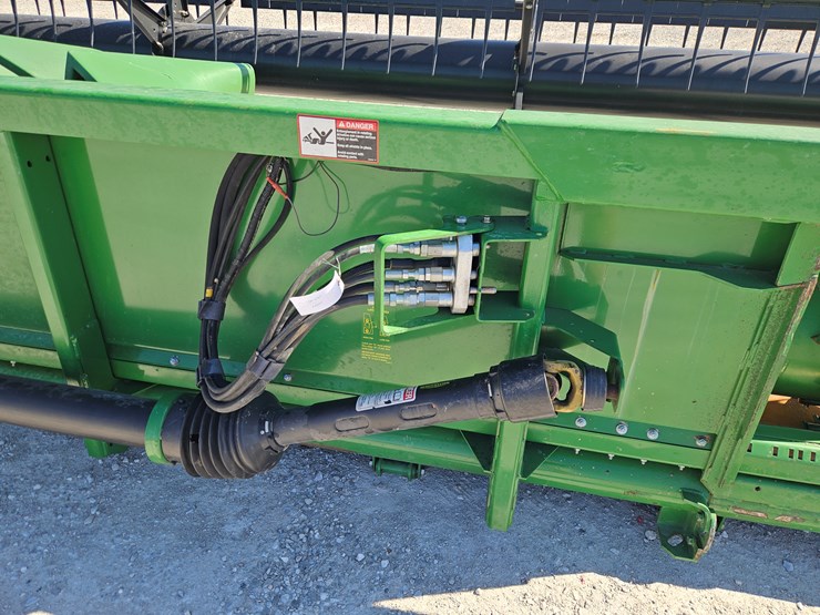 2013-john-deere-630f-image-7